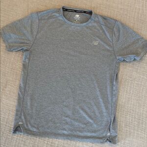New Balance Men's Light Gray Athletic Tee